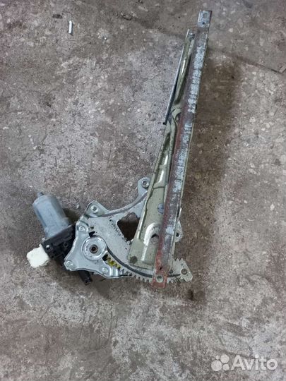 Стеклоподьемник задний Nissan Murano z51