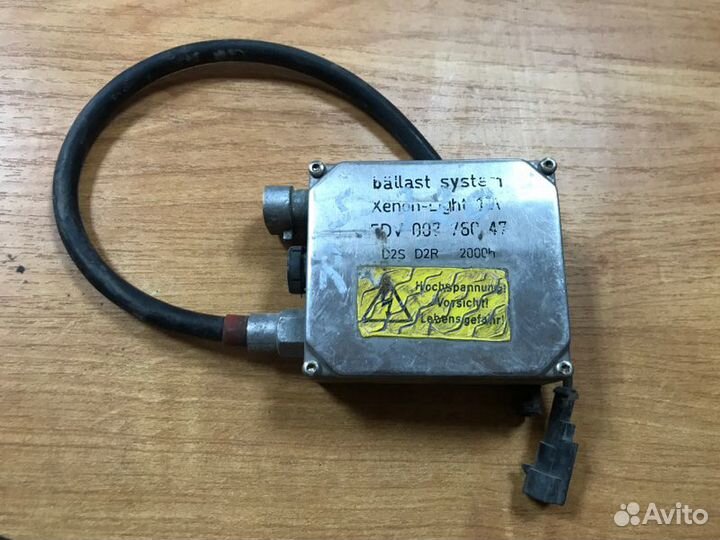 Блок ксеноновой лампы Mitsubishi Pajero III 4M41