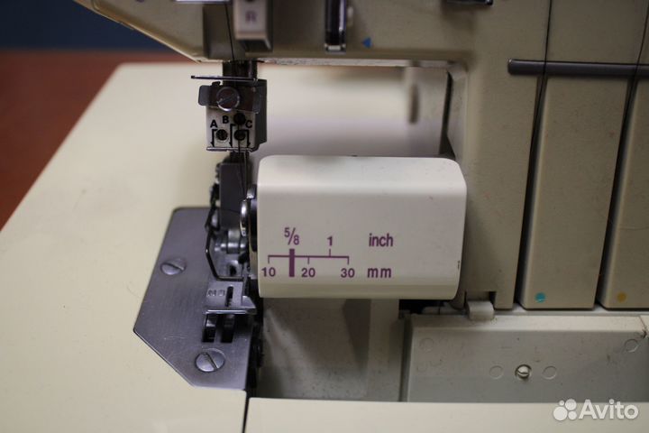 Оверлок pfaff hobbylock 799