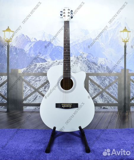 Акустическая гитара (новая) матовая, комплект