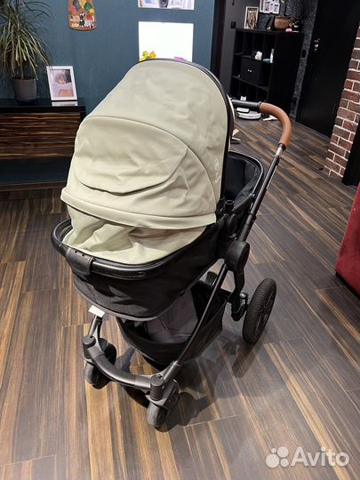 Коляска Happy baby mommer