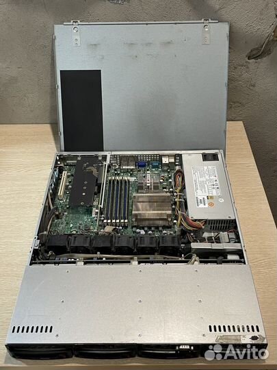 Сервер Supermicro X8STi, Intel Xeon E5620, 2666 MH