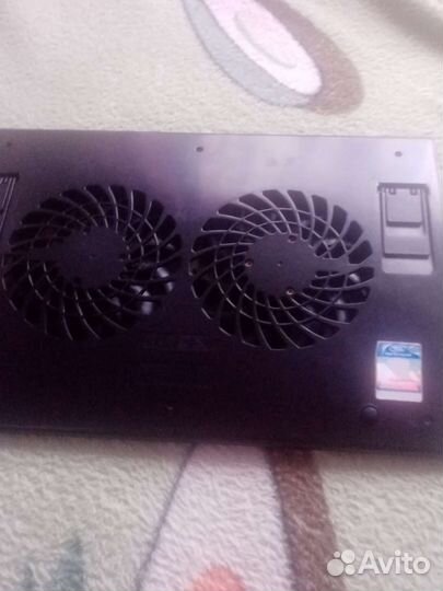 Подставка для ноутбука, с вентилятором
