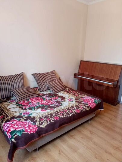 2-к. квартира, 60 м², 3/3 эт.