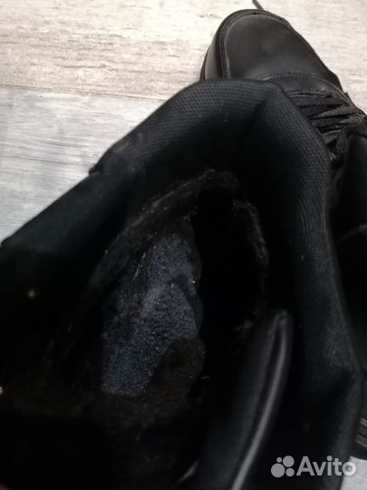 Кроссовки мужские 44 размер бу