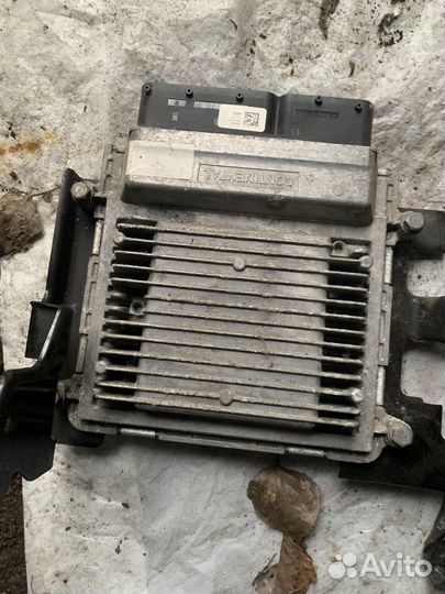 Блок управления двигателем Hyundai Santa FE 3 (DM)