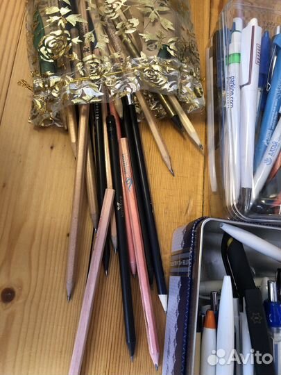 Шариковые ручки с логотипами отелей