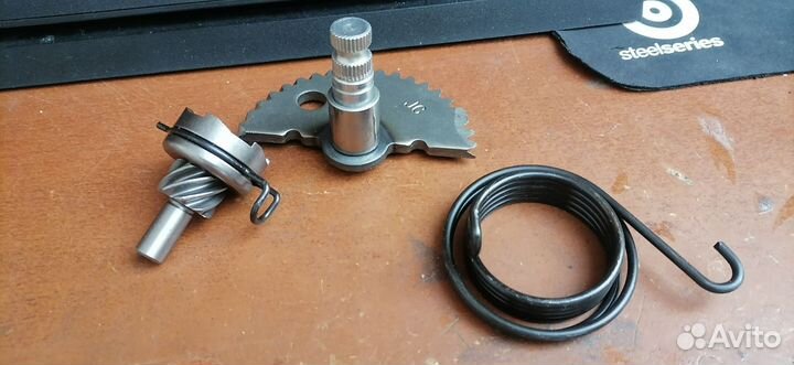 Сектор заводной на китайский скутер