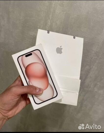 iPhone 15, 256 ГБ