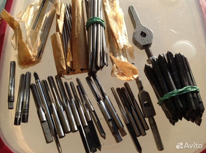 Плашка, метчик,сверло левое, инструмент СССР