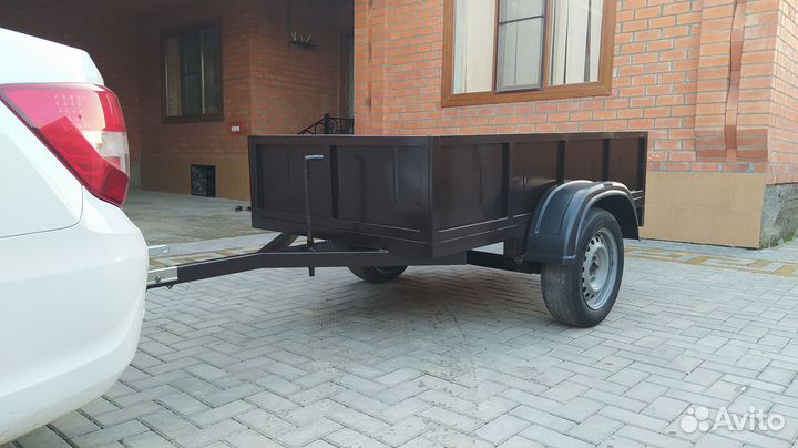Прицеп на легковой автомобиль