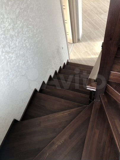 Коттедж 132 м² на участке 8 сот.