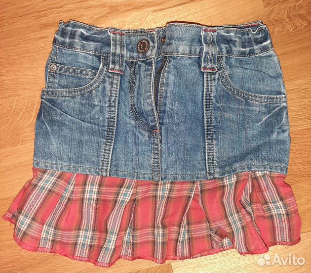 Джинсовые куртки и юбки