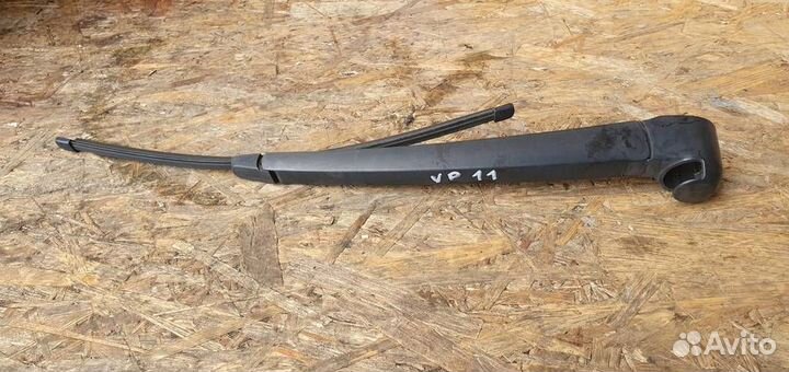 Поводок стеклоочистителя заднего Volkswagen Tigua