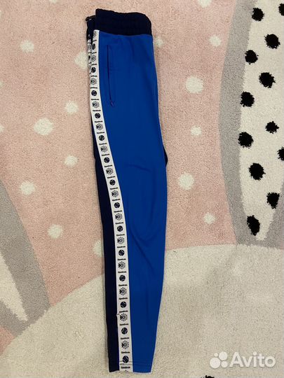 Спортивный костюм reebok женский