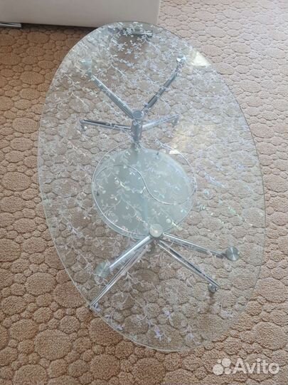 Журнальный столик