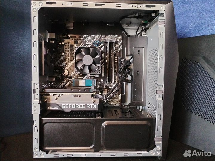 Asus ROG Strix Special R5 3400G/3060 12 gb