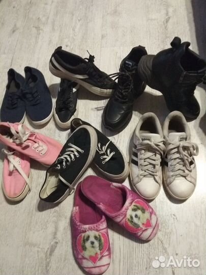 Отдам обувь р.38,39