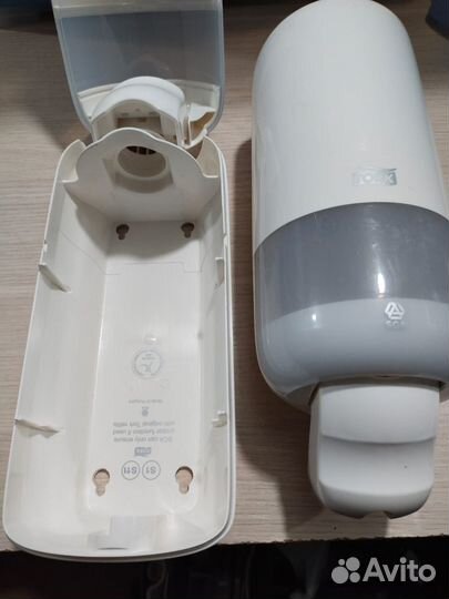 Диспенсер для мыла tork