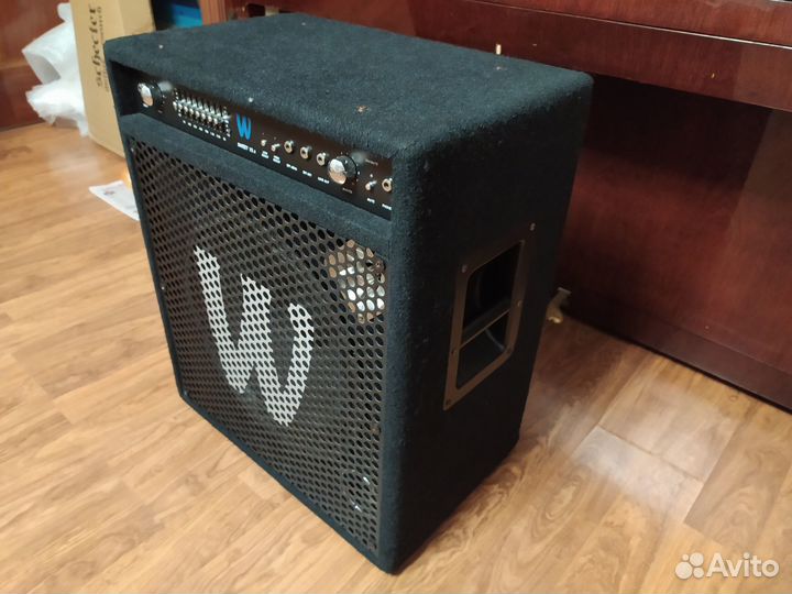 Warwick 150вт. sweet 15.2 басовый комбик