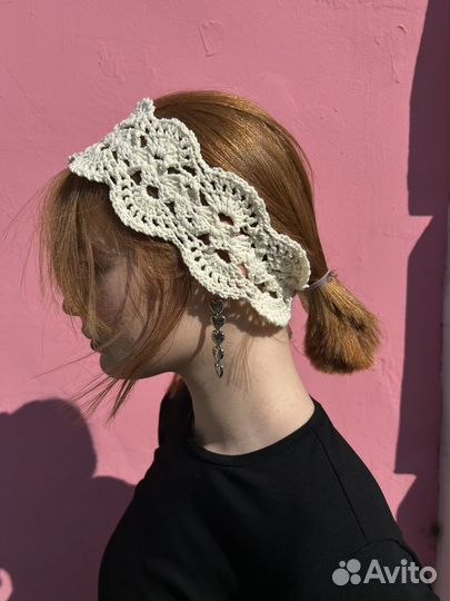 Вязанная ажурная повязка на голову