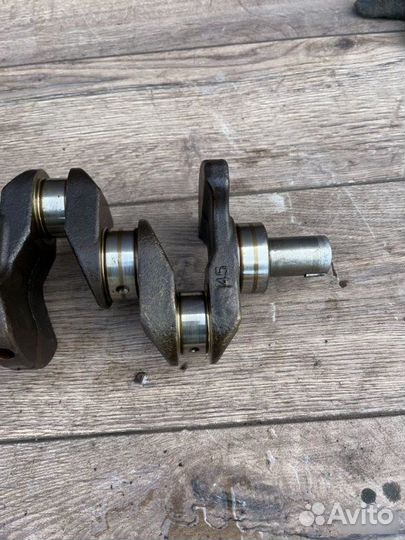 Коленвал Nissan Qashqai J10 2.0