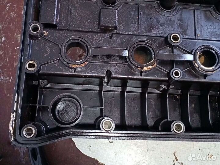 Крышка головки блока (клапанная) Шевроле Лачетти