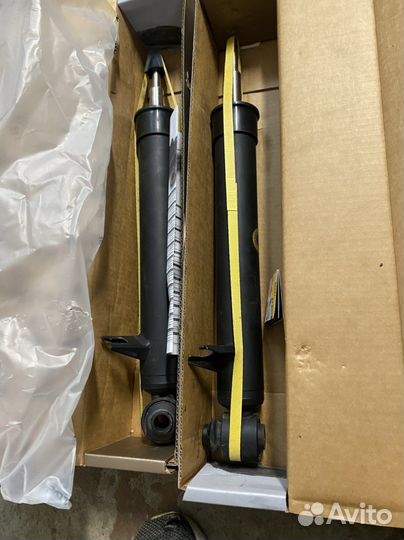 Задние амортизаторы BMW x 6 e 71 e 70