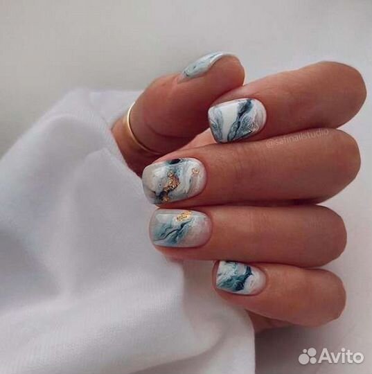 Наращивание ногтей, маникюр