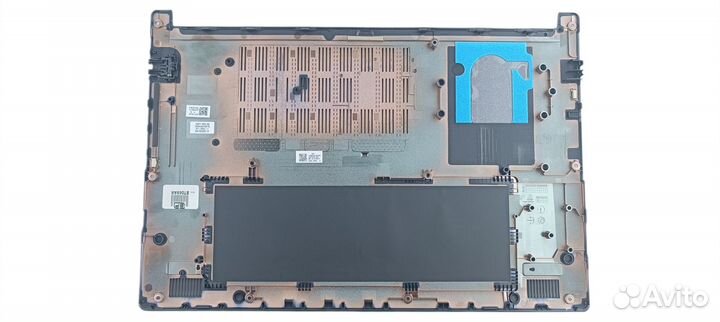 Нижняя крышка корпуса (