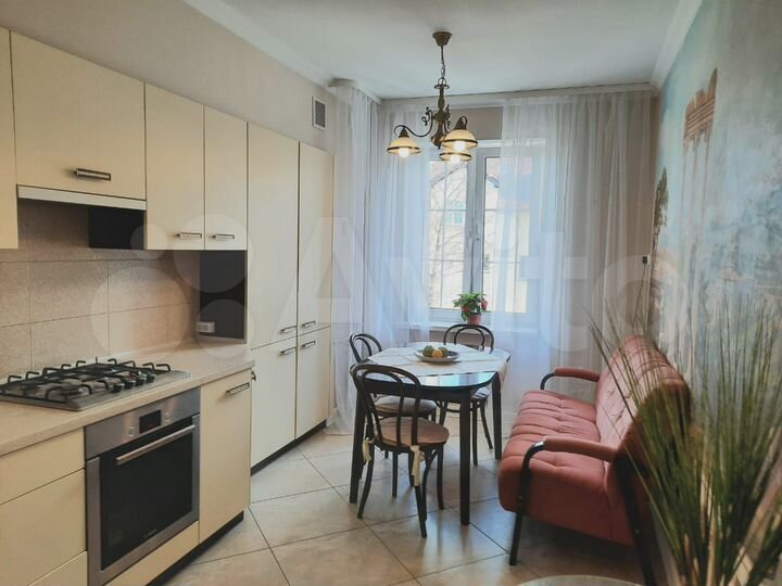 2-к. квартира, 55 м², 3/4 эт.
