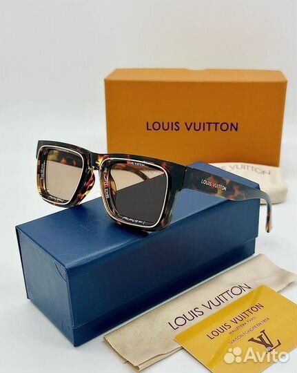 Солнцезащитные очки louis vuitton