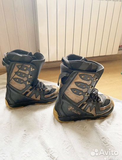 Сноубордические ботинки 43-44 размер