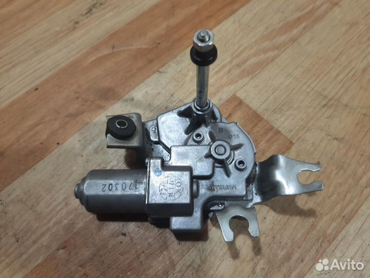 Моторчик заднего стеклоочистителя Mitsubishi PS3