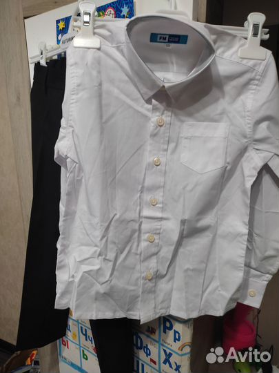 Рубашка белая новая+ штаны новые черные 116/122