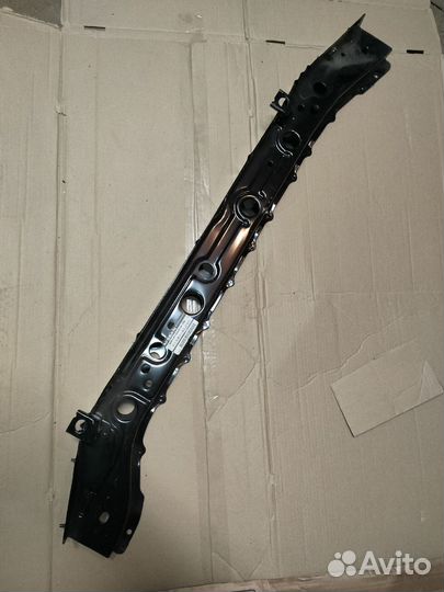 Поперечина нижняя nissan tiida C11X 10-13