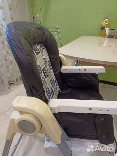 Стульчик для кормления inglesina