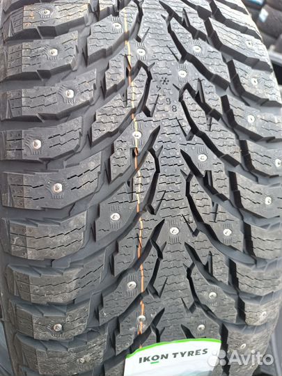 Ikon Tyres Autograph Ice 9 215/50 R17