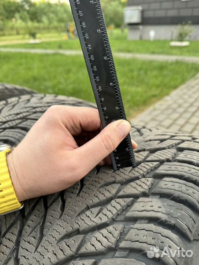 Nokian Tyres Hakkapeliitta R3 SUV 235/50 R19