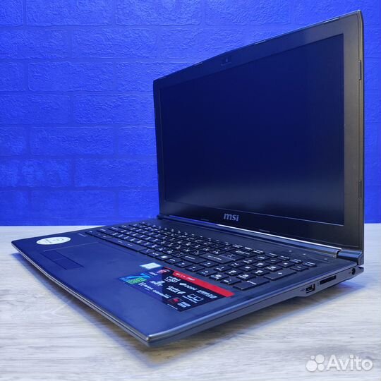 Игровой ноутбук MSI GL62M 7RD-223CN