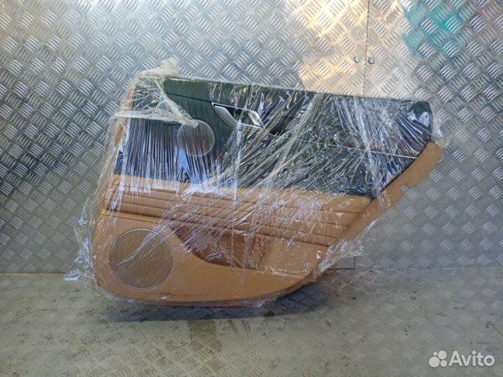 Обшивка двери задняя правая Hyundai 2020-2021