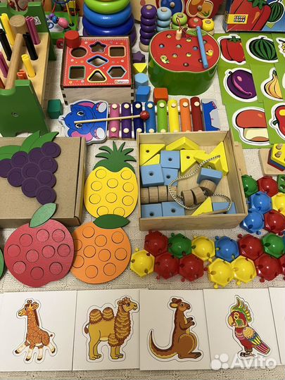 Развивающие игрушки пакетом