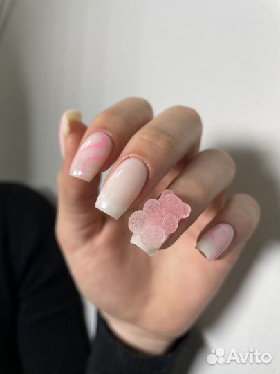 Мастер маникюра