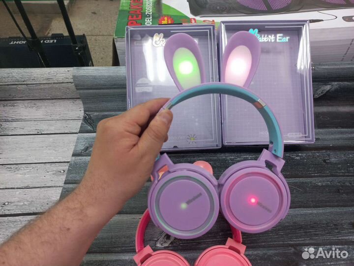 Беспроводные наушники с ушками