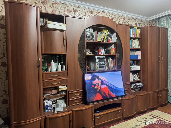 Стенка в гостиную бу