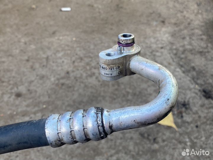 Skoda Yeti трубка кондиционера