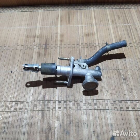 Главный цилиндр сцепления Nissan Almera H16 1.6