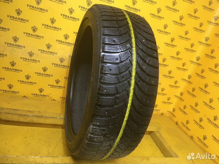 Bridgestone Blizzak Spike-01 225/45 R19 92T