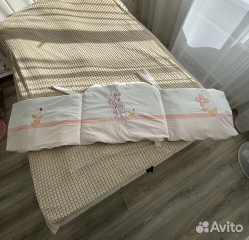 Защита бампер Feretti Италия, на детскую кроватку