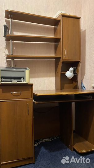 Компьютерный стол